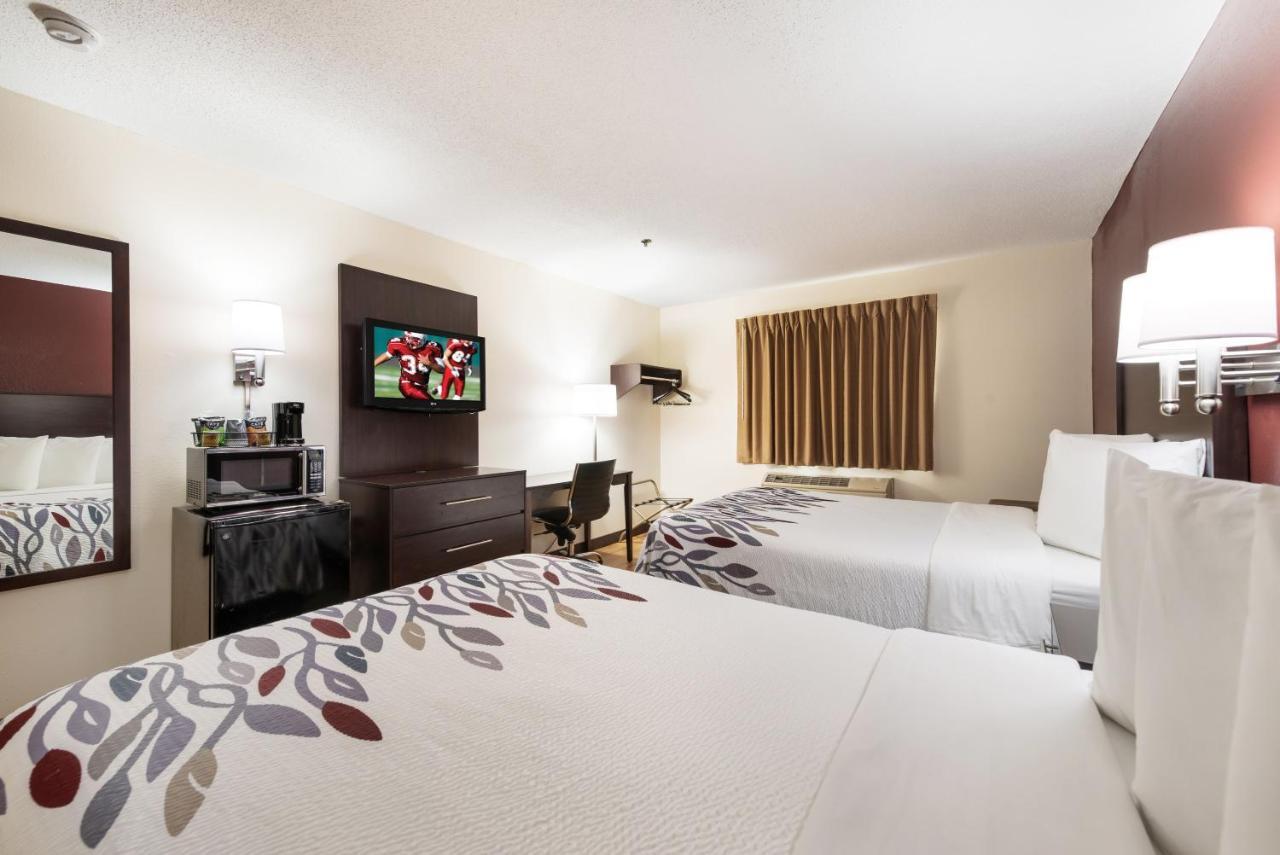 Red Roof Inn Оберн Экстерьер фото