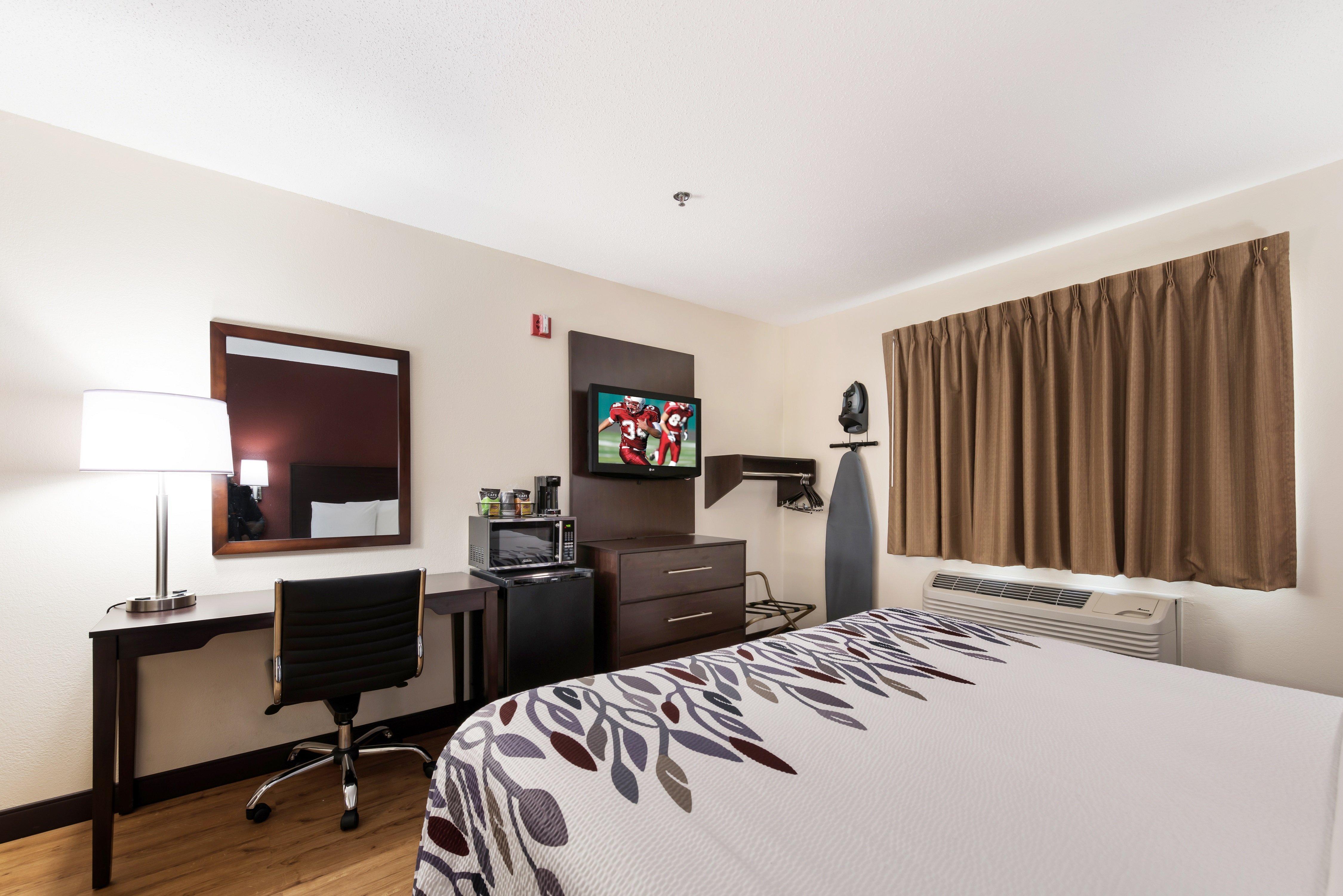 Red Roof Inn Оберн Экстерьер фото