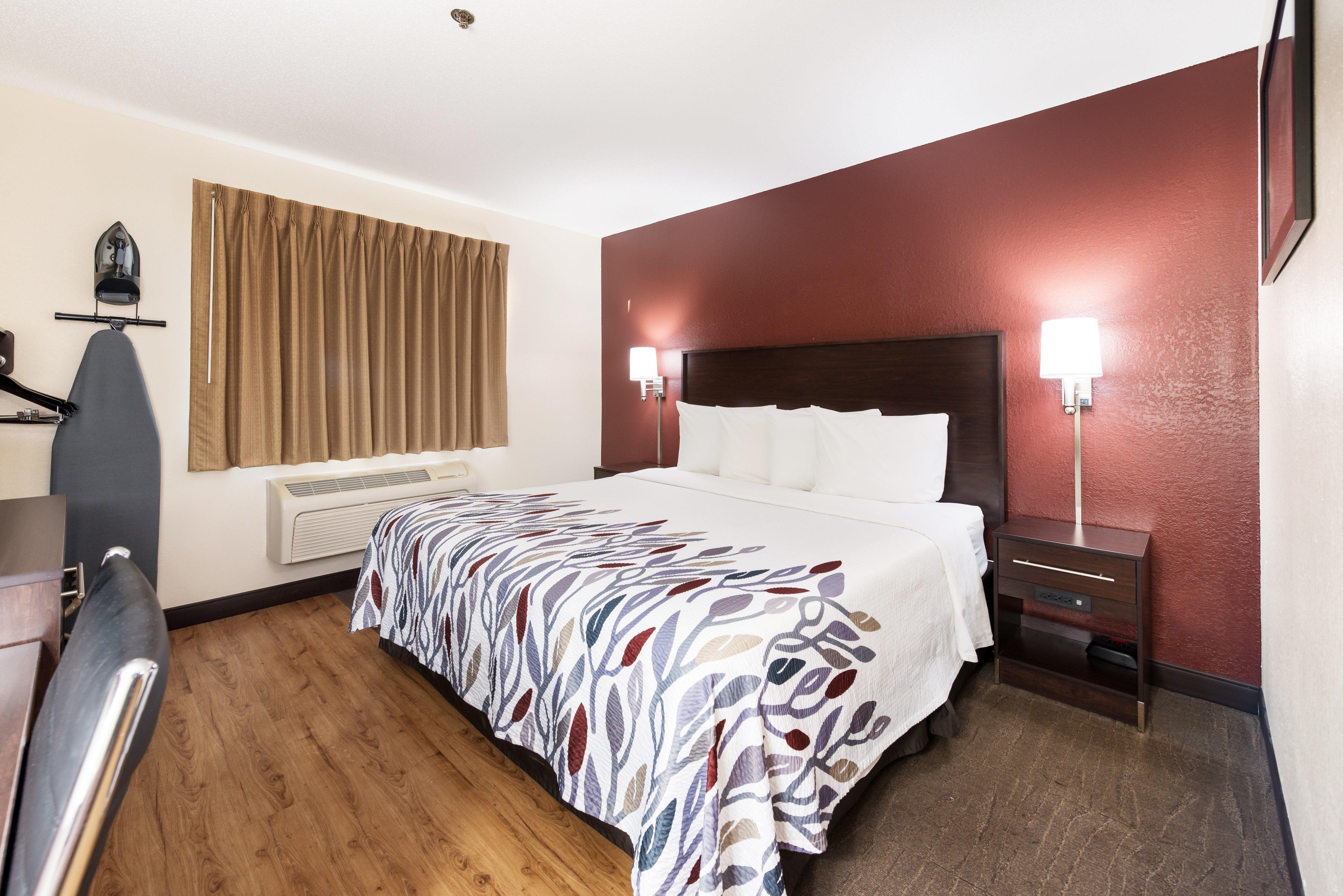 Red Roof Inn Оберн Экстерьер фото