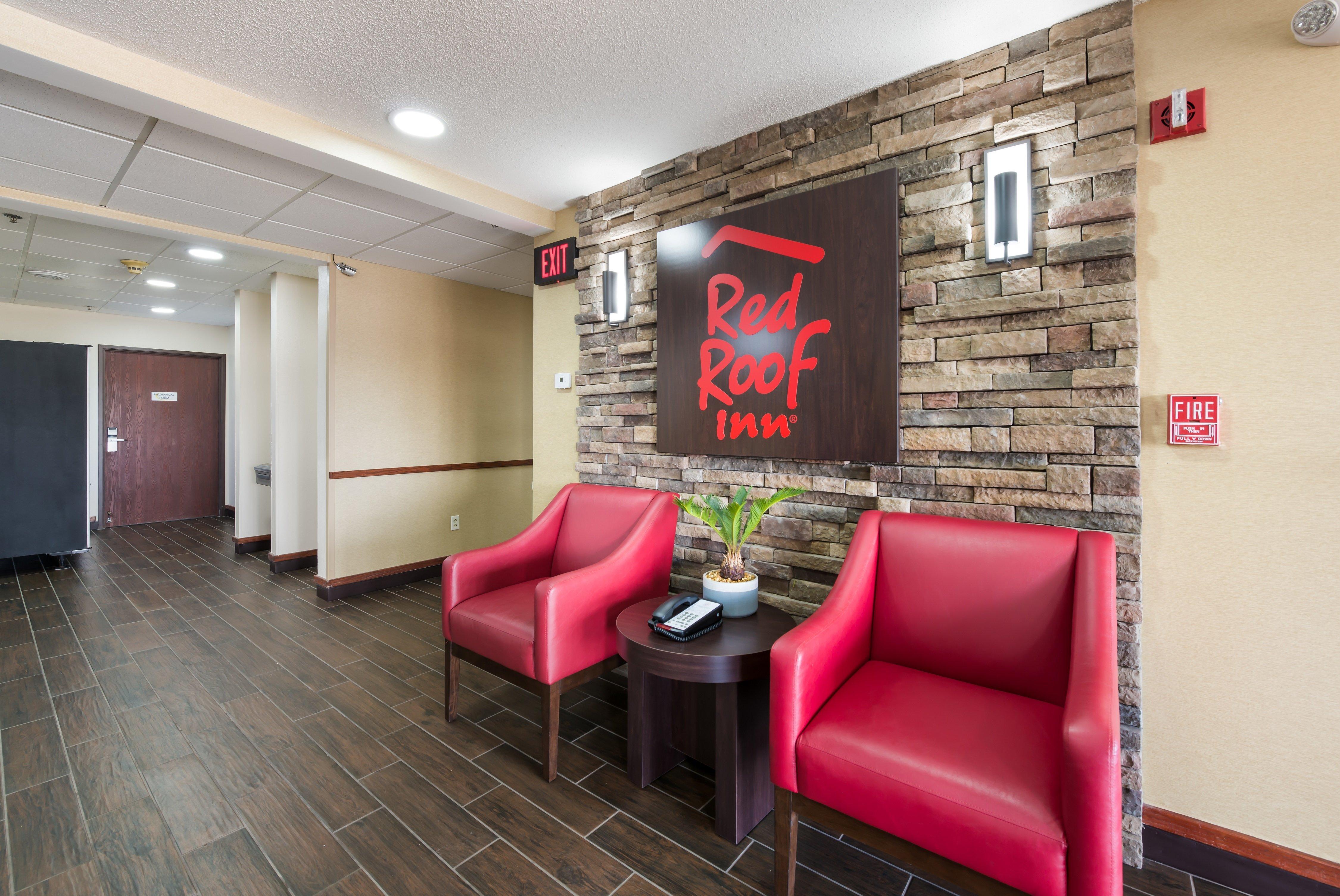 Red Roof Inn Оберн Экстерьер фото