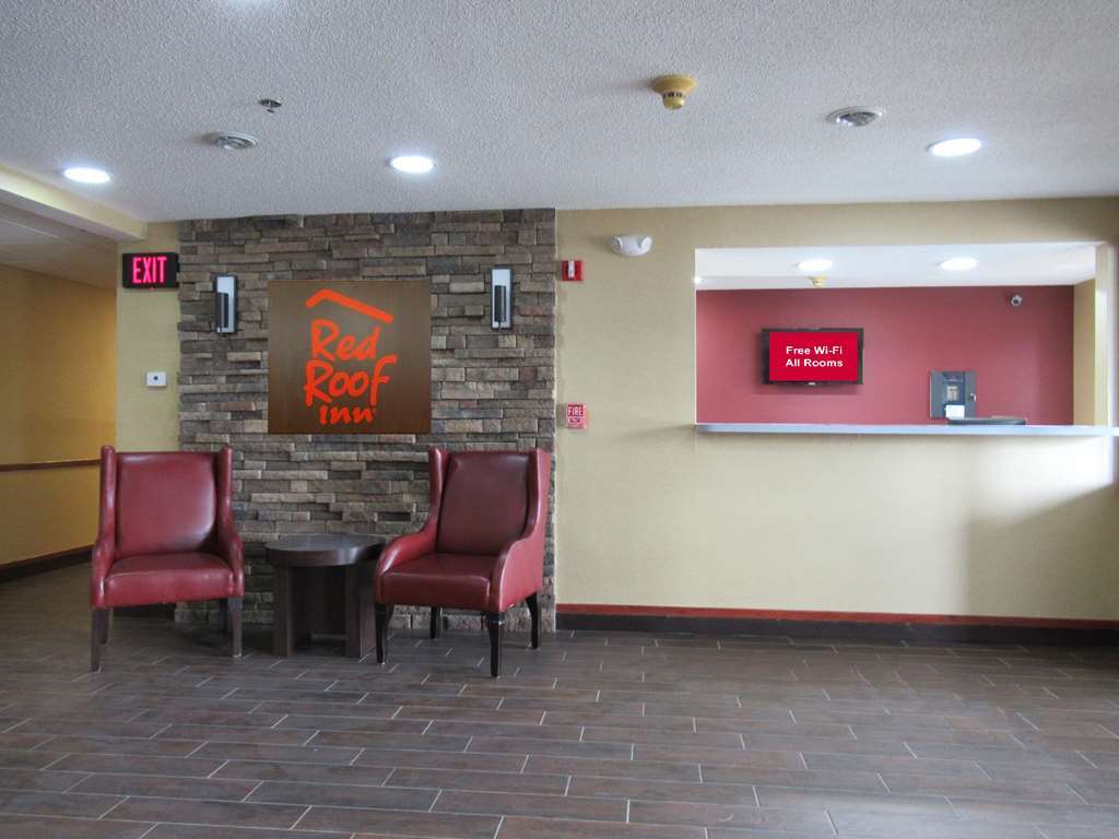 Red Roof Inn Оберн Интерьер фото